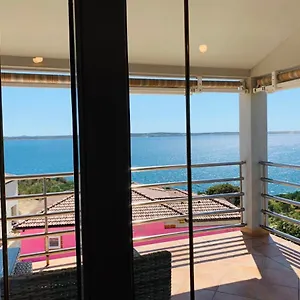 Apartament L&l&l, Rtina
