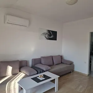 Apartament Ivan, Rtina