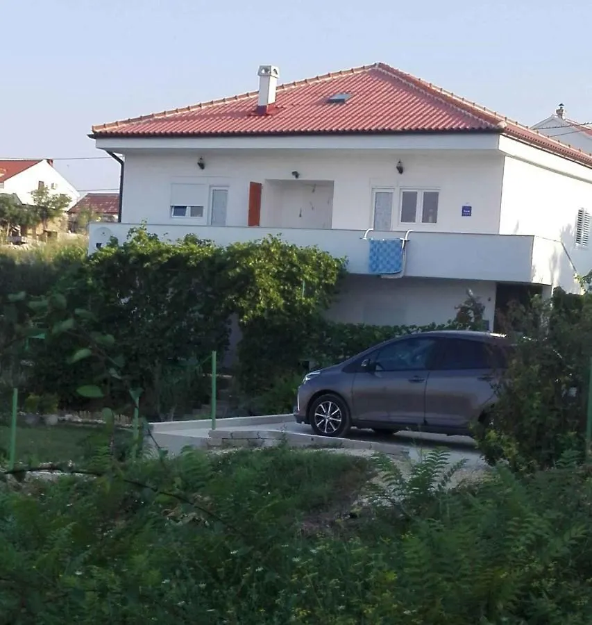 Apartments In Razanac 35305 Rtina